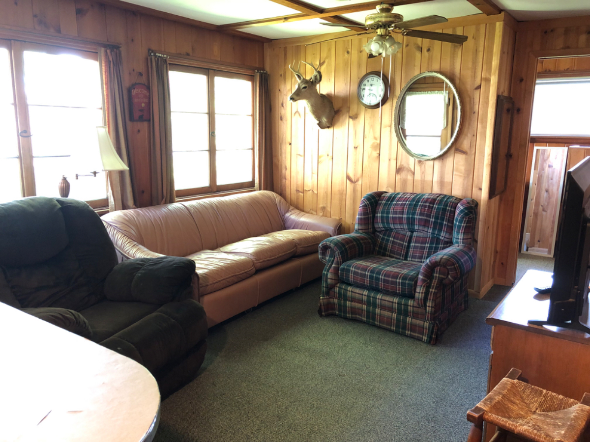 Furnished 2 Bedroom Cottage - Photo 7