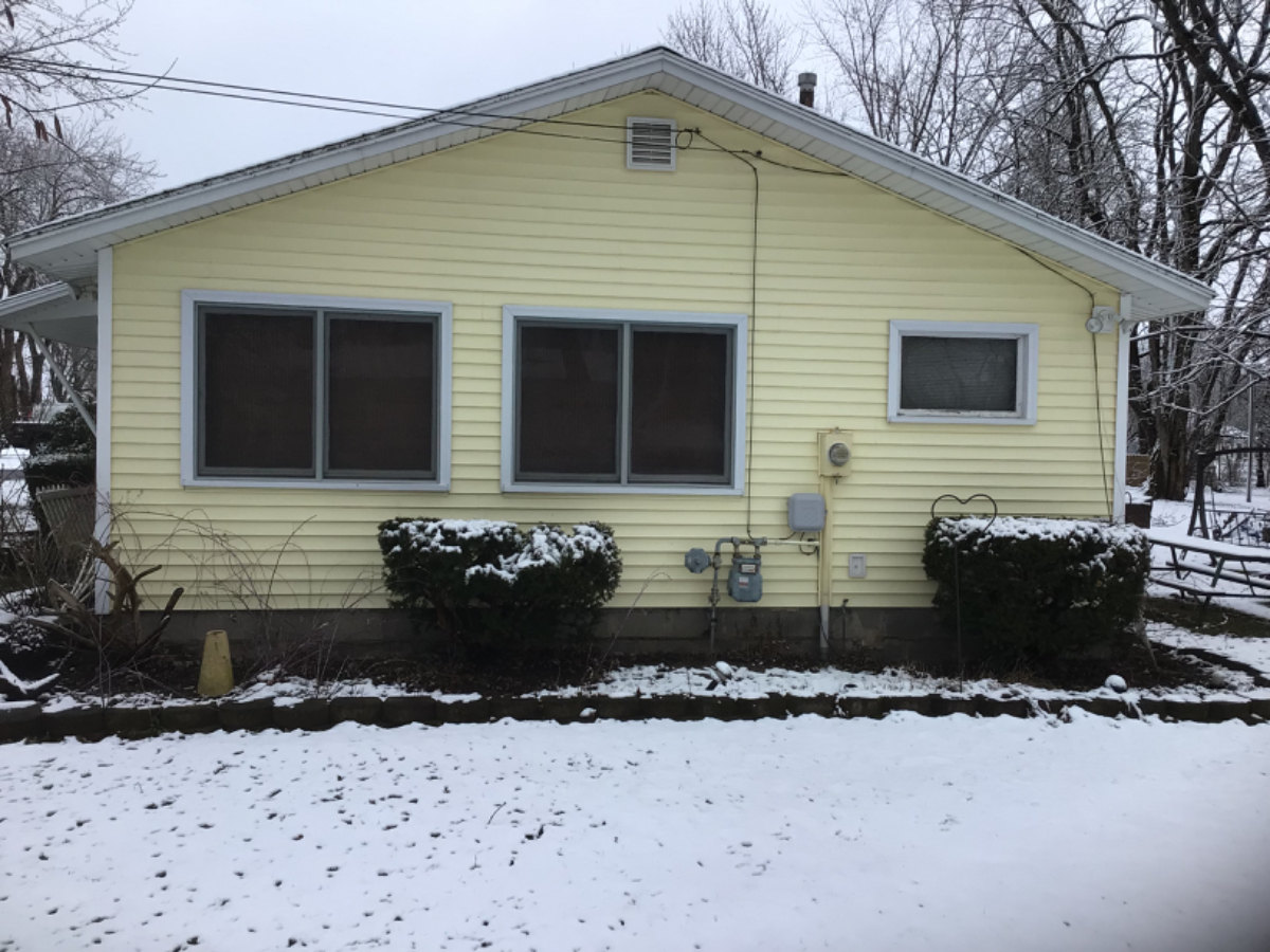 Furnished 2 Bedroom Cottage - Photo 12