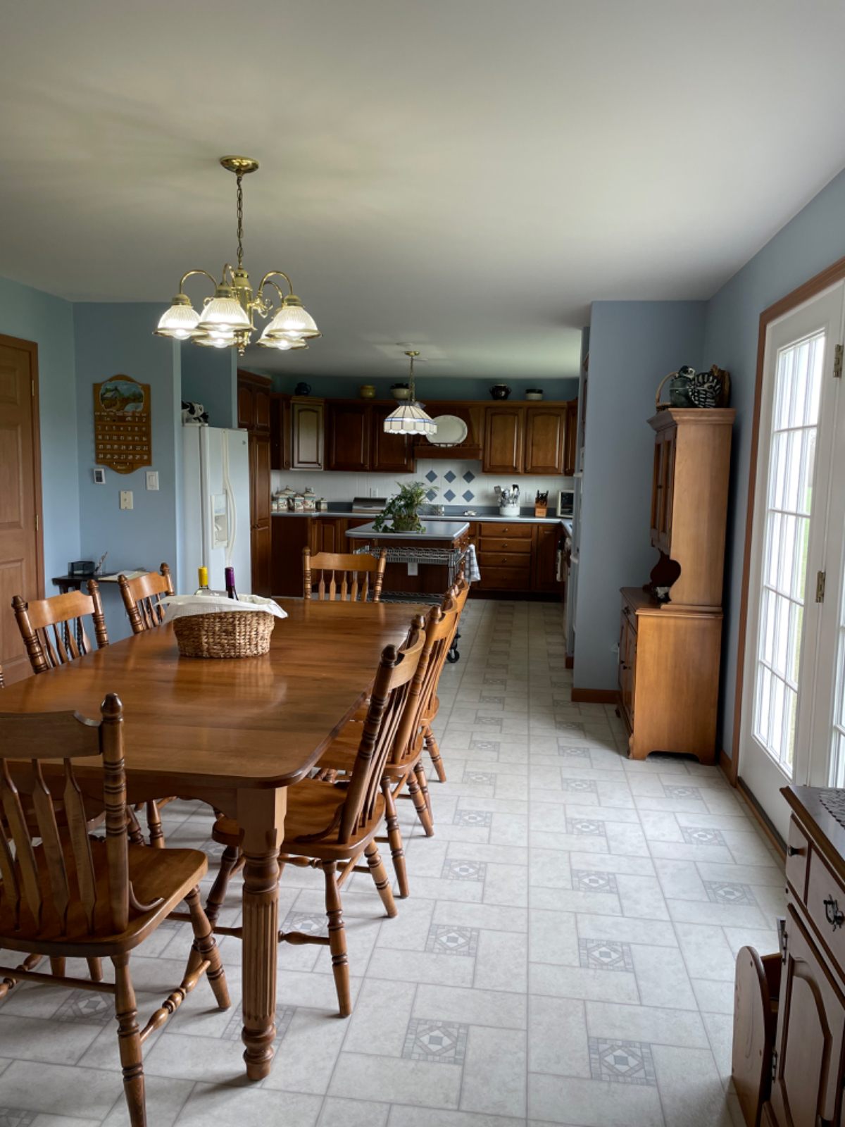 Beautiful Country Home - Photo 7