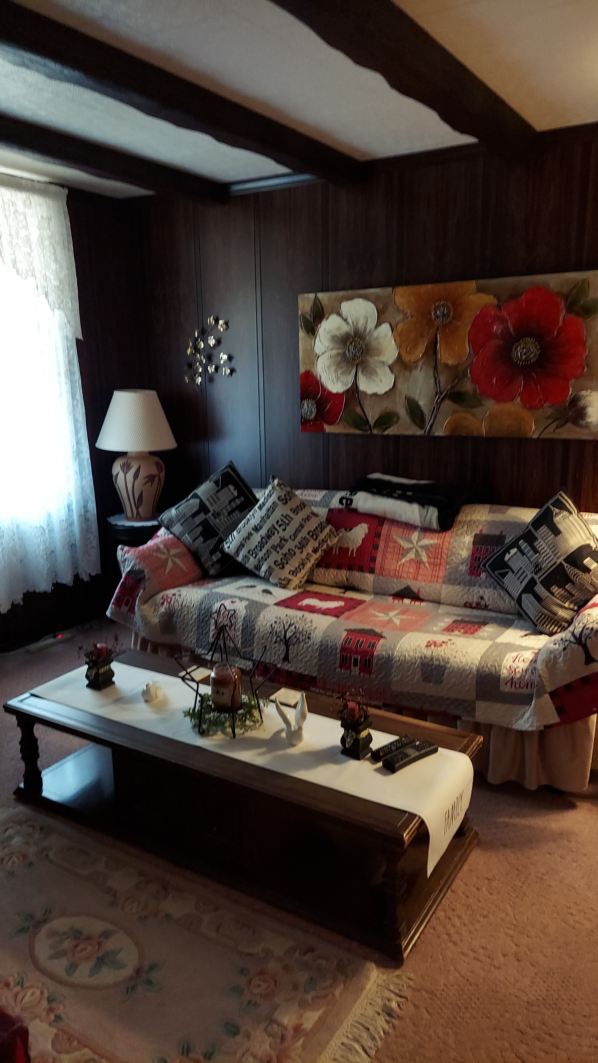 Fully furnished 3 Bedroom duplex near Hospitalsl in a quiet neighborhood. - Photo 2