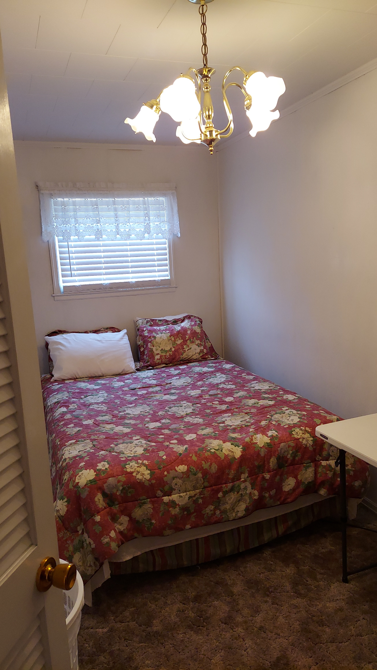 Fully furnished 3 Bedroom duplex near Hospitalsl in a quiet neighborhood. - Photo 4