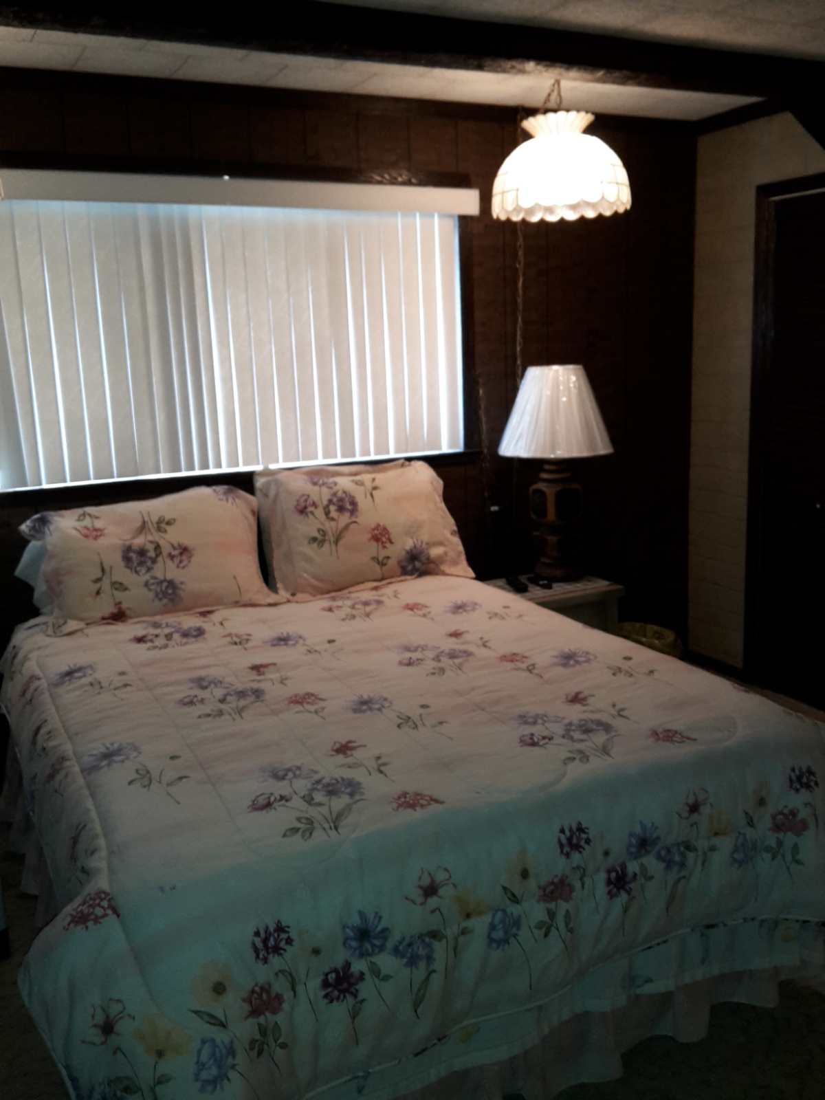 Fully furnished 3 Bedroom duplex near Hospitalsl in a quiet neighborhood. - Photo 9