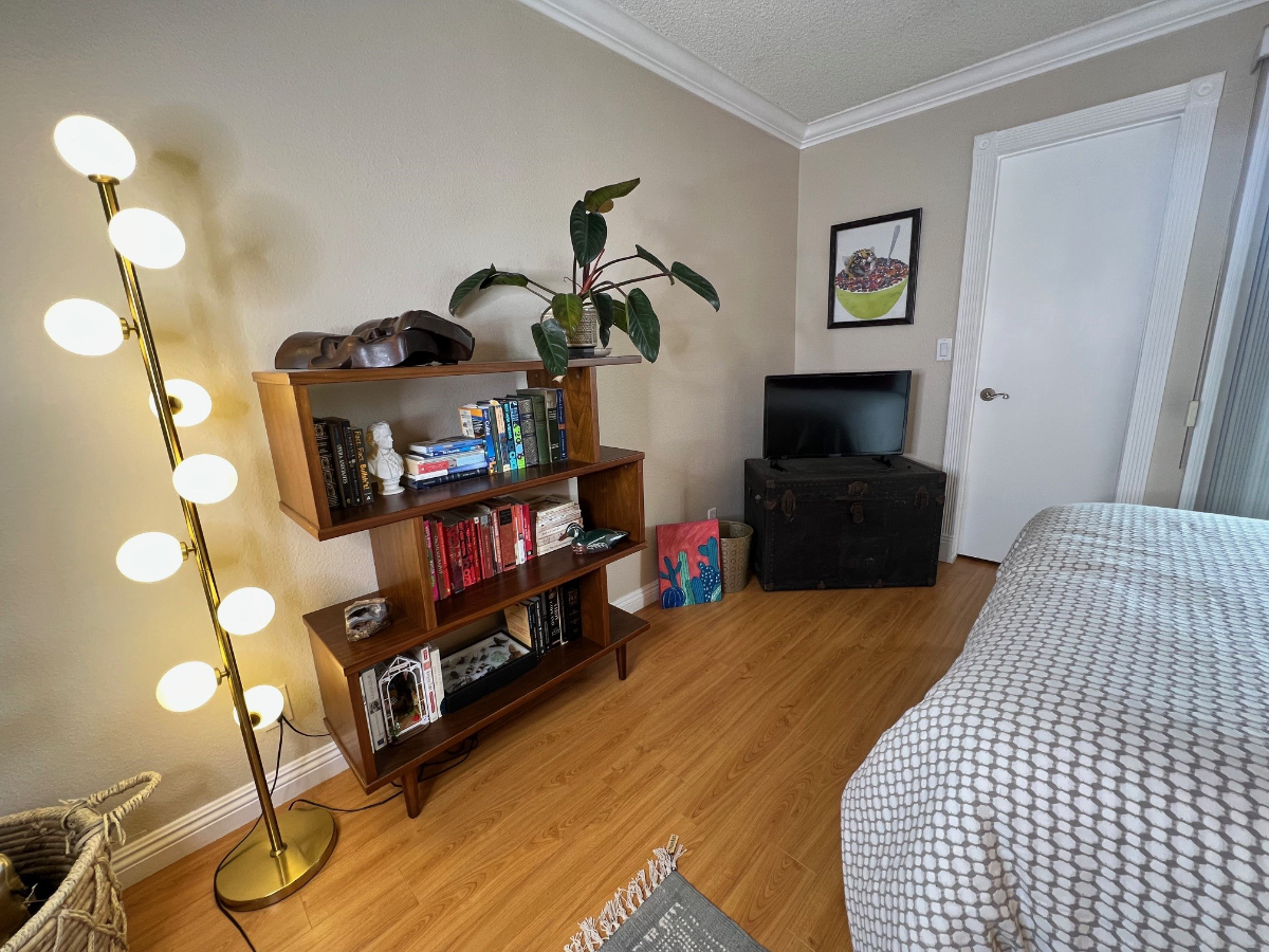 PRIVATE BED/BATH in E Los Angeles Condo. Quiet Condo Campus in the Hills - Photo 2