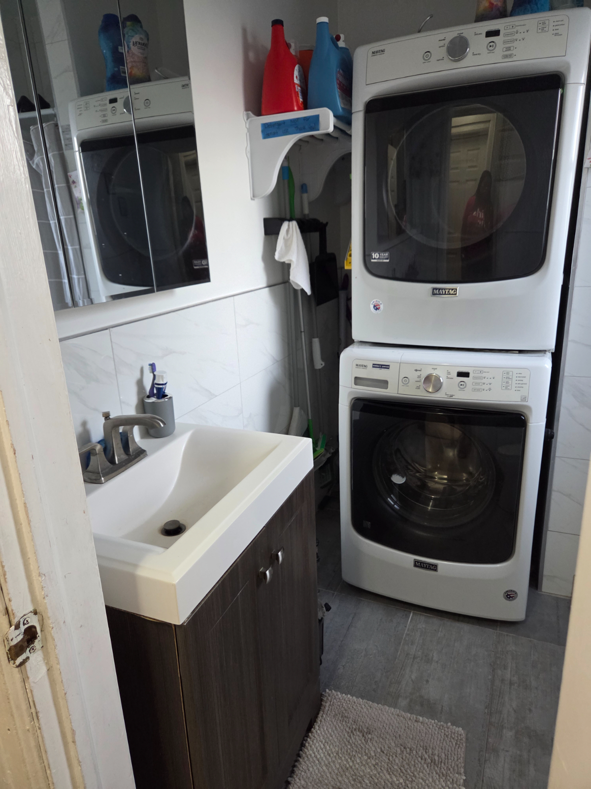 Cozy Room in Private Home-Close to JFK, St. John's Episcopal Hospital, subway, MTA and LIRR - Photo 5