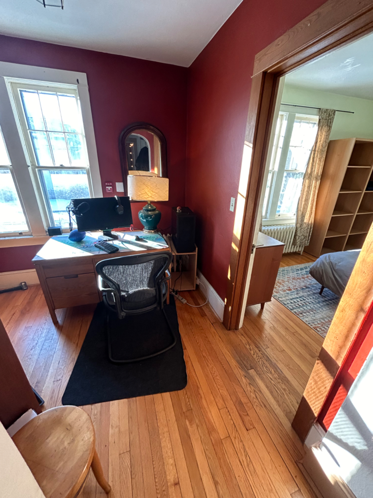 Private Queen Bedroom, Shared Apartment - Photo 6