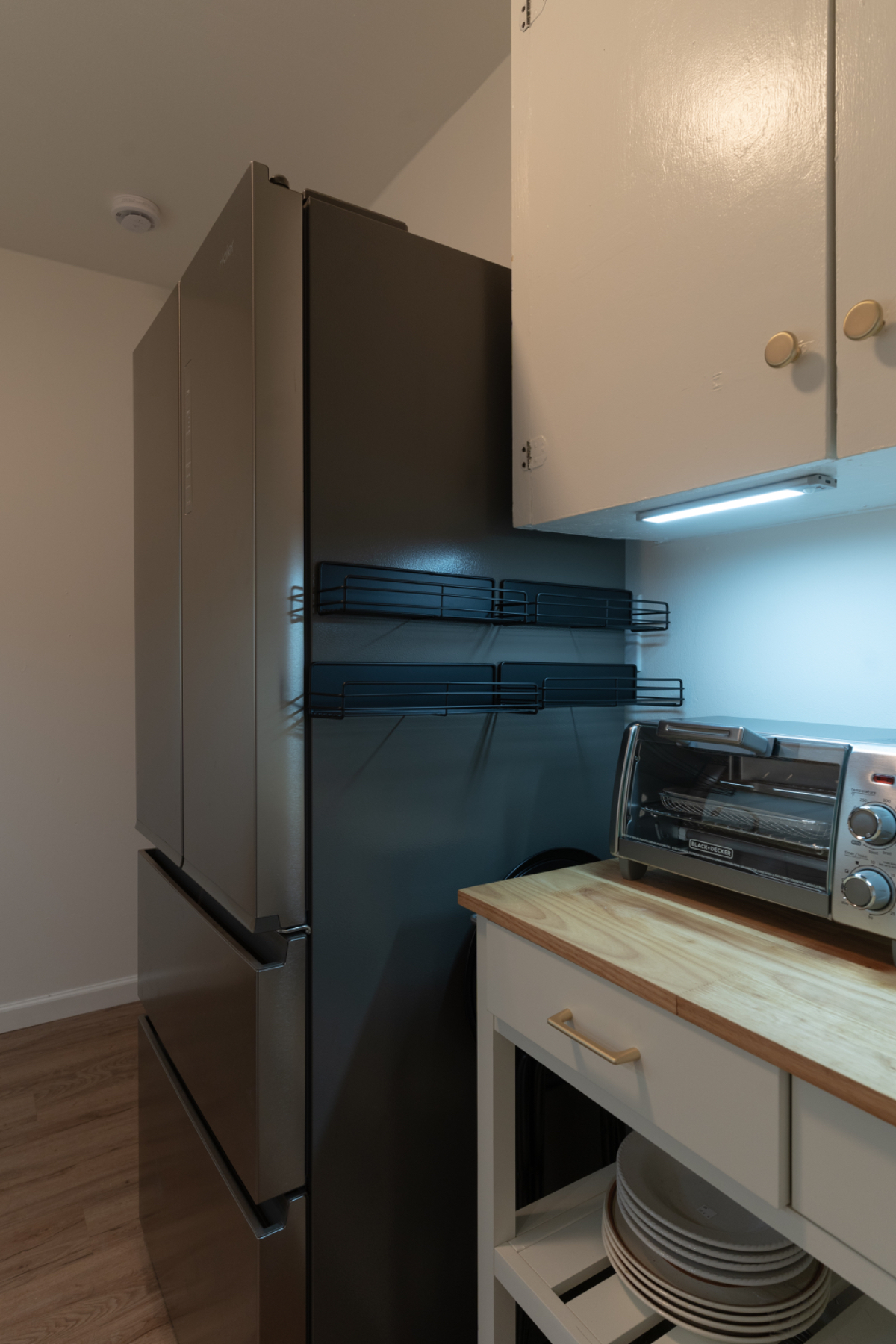 Quiet basement apartment - Photo 5