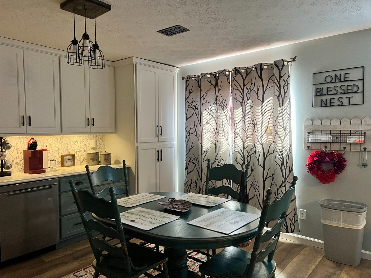 Beautiful Cozy Furnished Home. - Photo 5