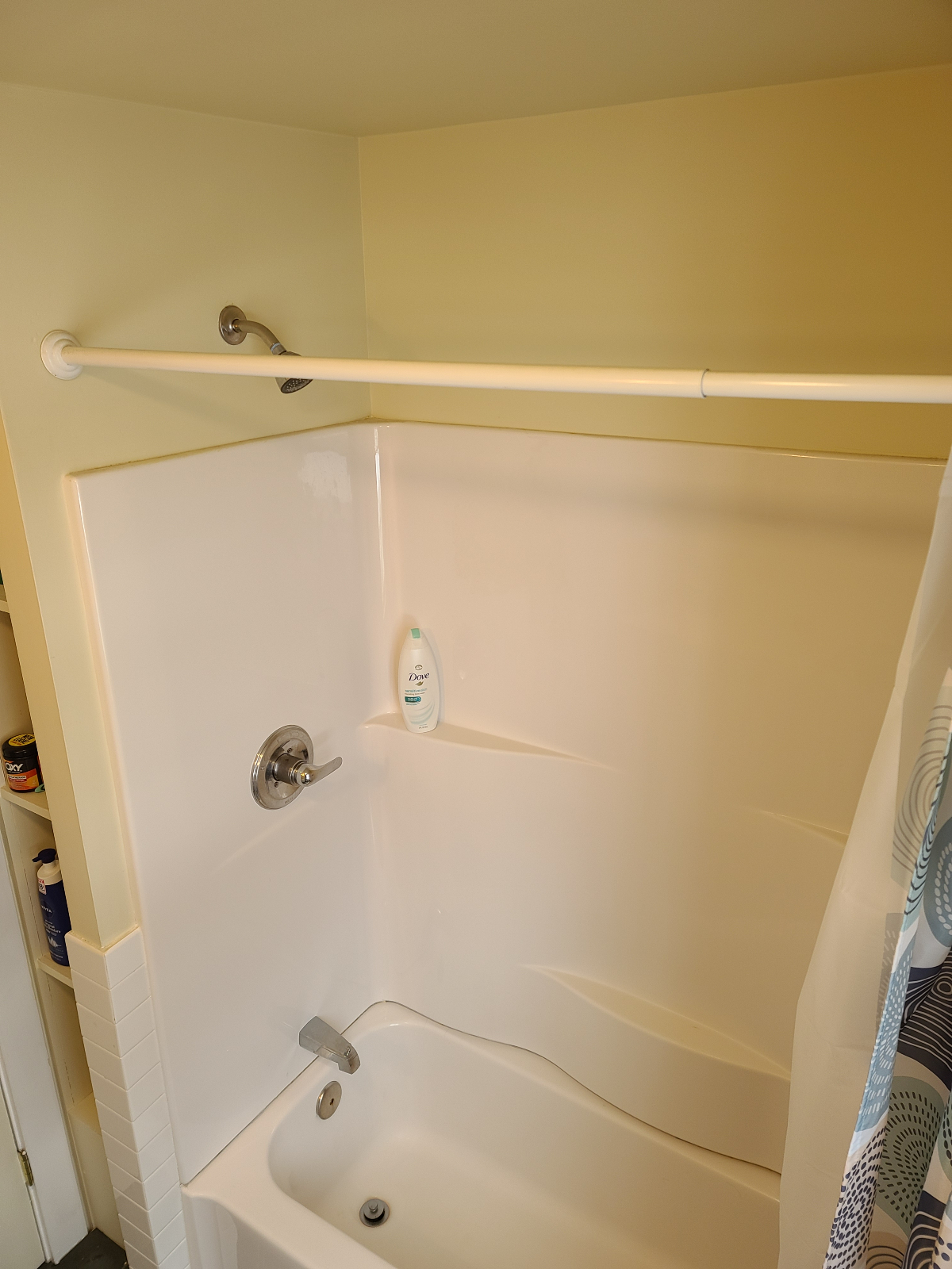 Full, Private, 1 Bed/1 Bath Mt Kisco Village Apt - Photo 6
