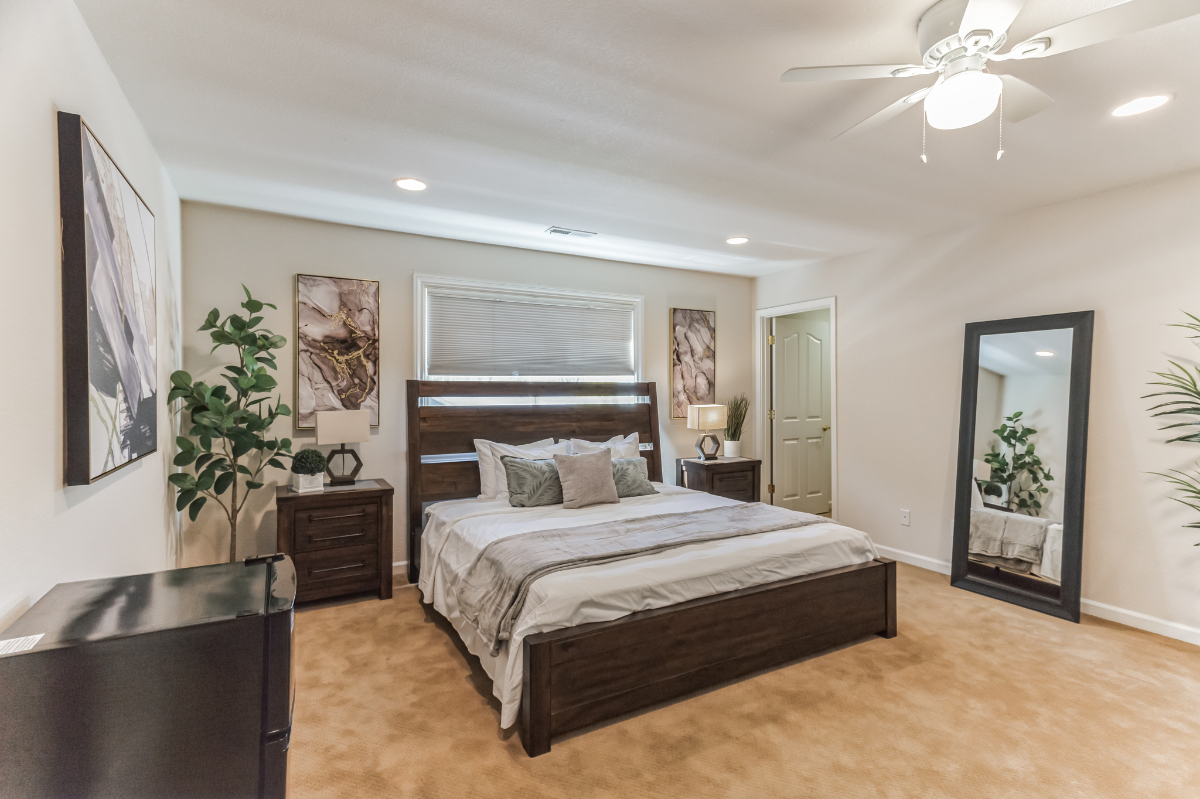 Spacious and Comfortable Bedroom w/ Shared Bath