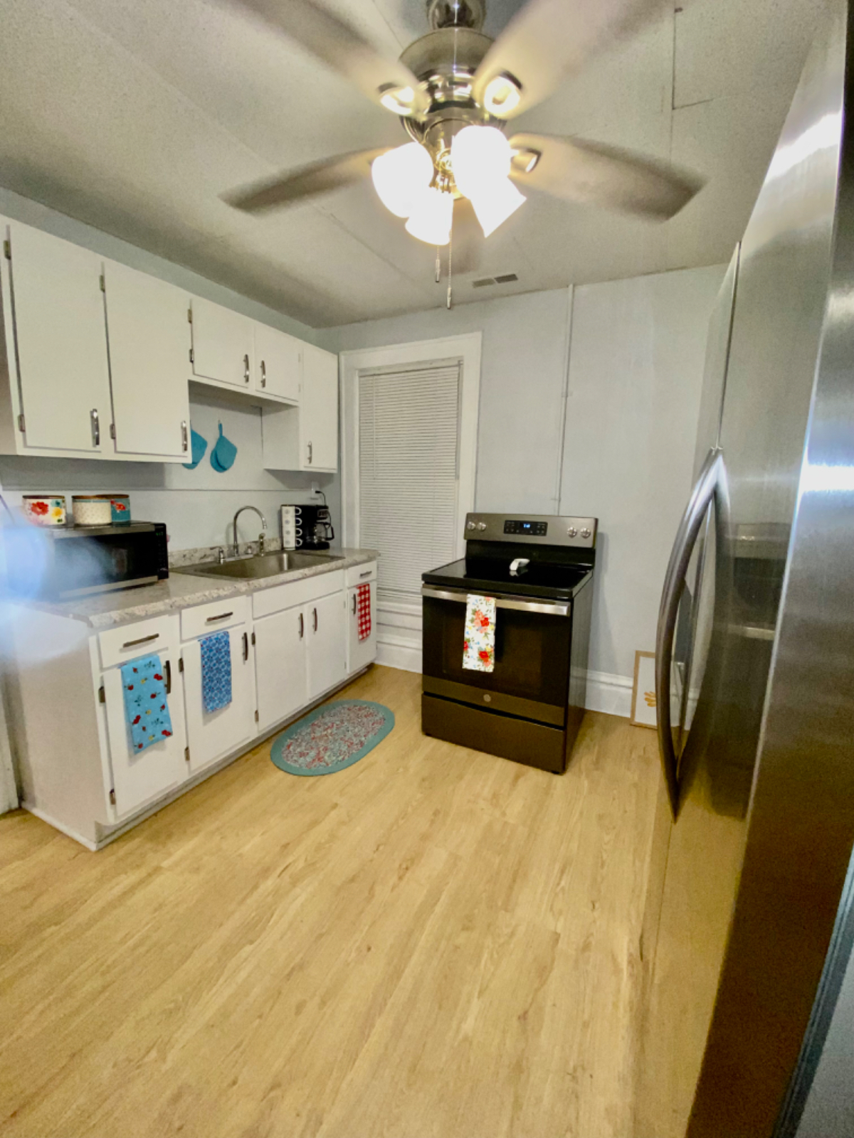 Roomy Rooms - Photo 2