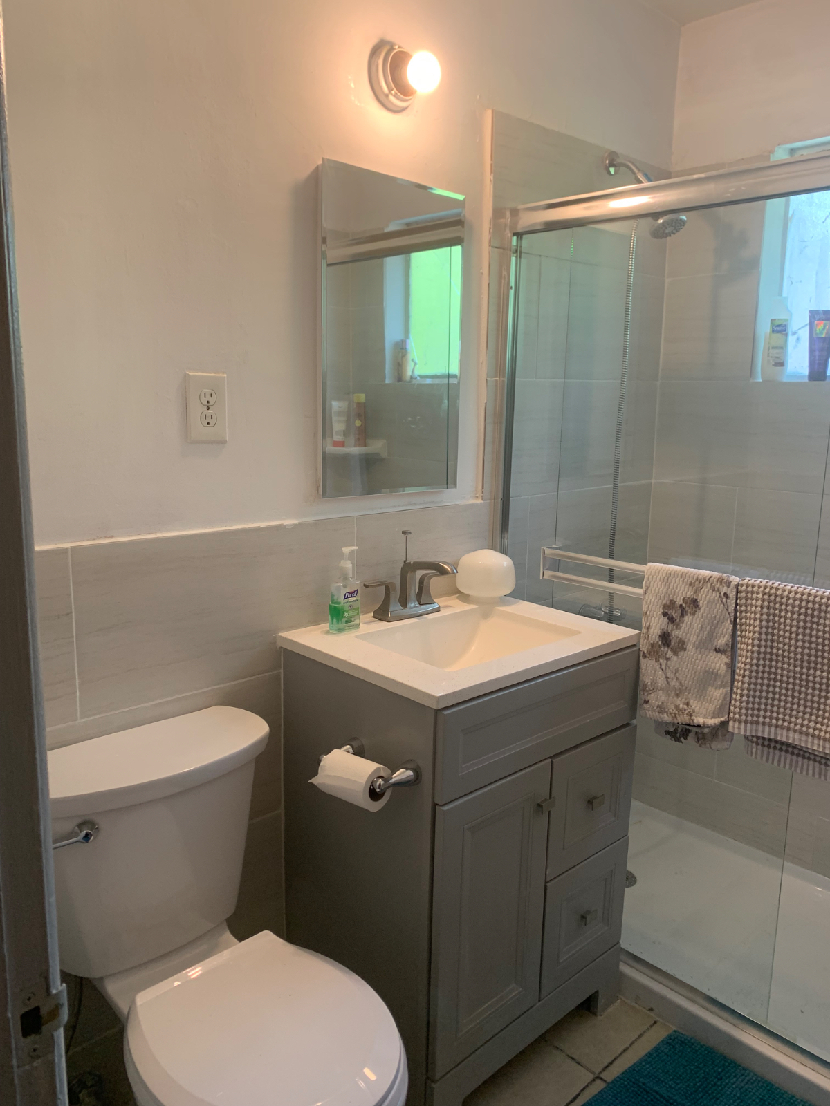 925 1/2 N AVE. 50