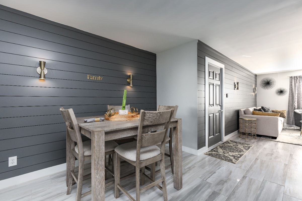 Beautifully Renovated 2BR/2BA Mid-Century Modern Condo in Perfect Location - Photo 8