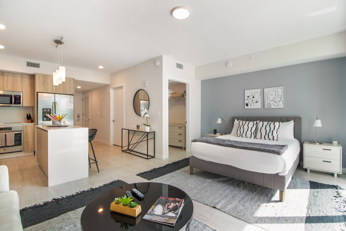 Modern & Beautiful Studio Miami Design District