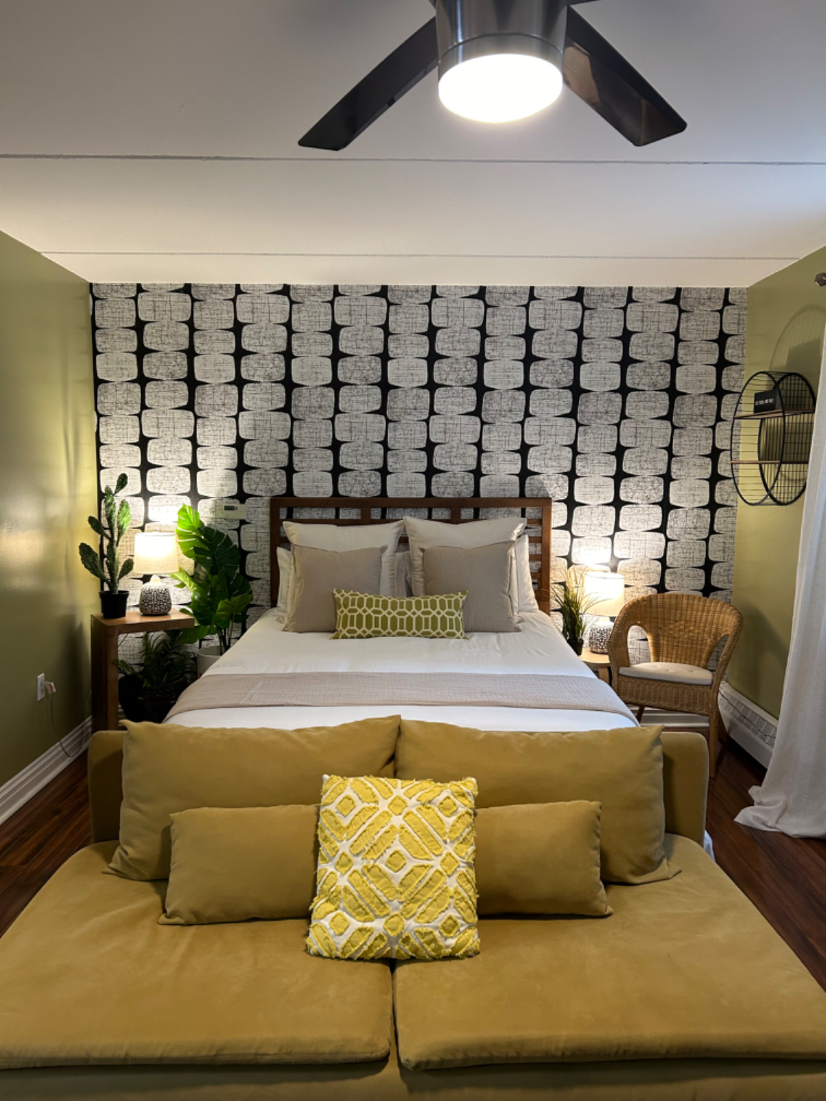 1 MILE to 5 Hospitals & Schools- Cozy NYC Studio in East Harlem - Photo 4