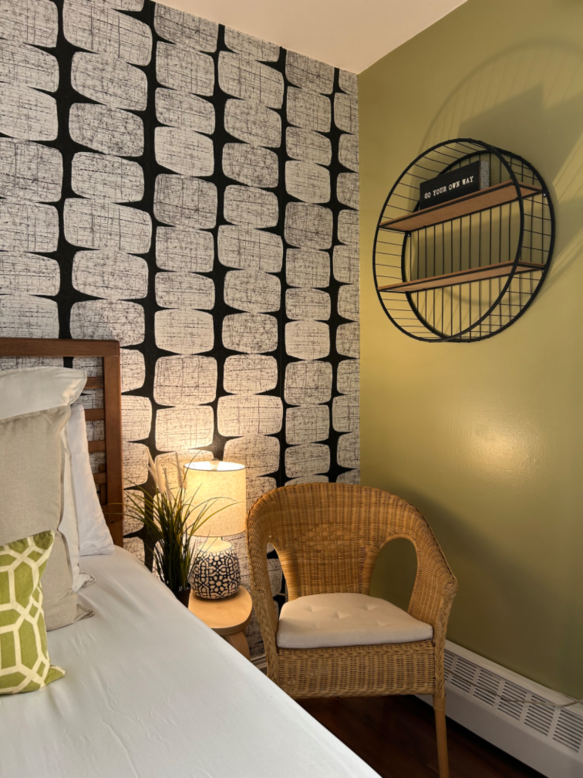 1 MILE to 5 Hospitals & Schools- Cozy NYC Studio in East Harlem - Photo 3