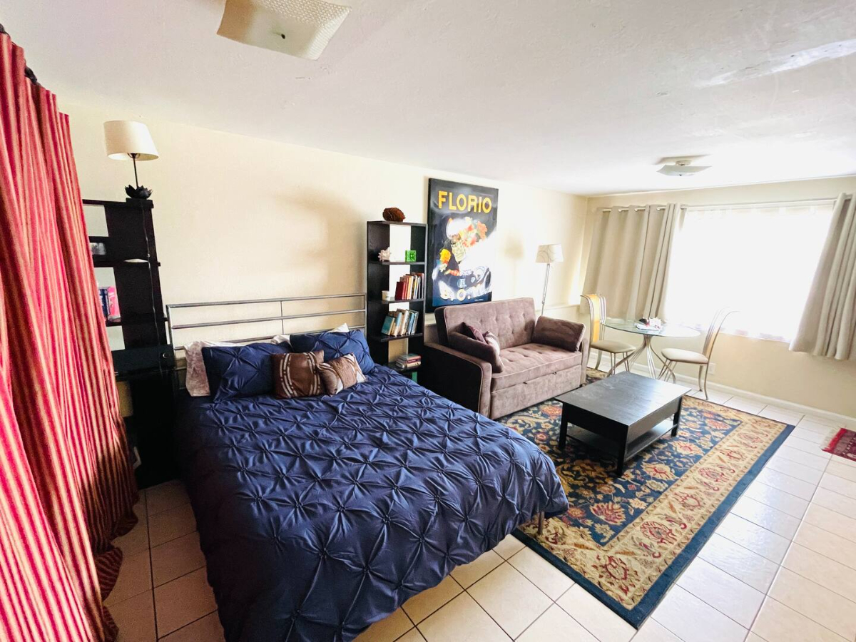 Cute Studio in San Francisco, Sunny, Parking, W/D - Photo 2