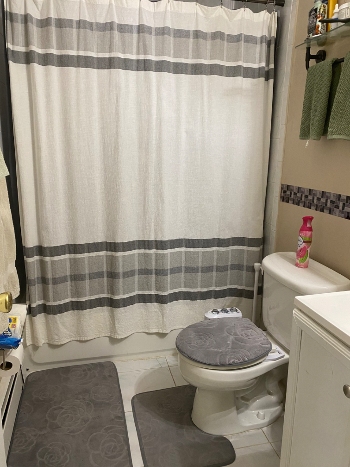 Bay Shore Cozy New Studio near Mayor Hospitals - Photo 11