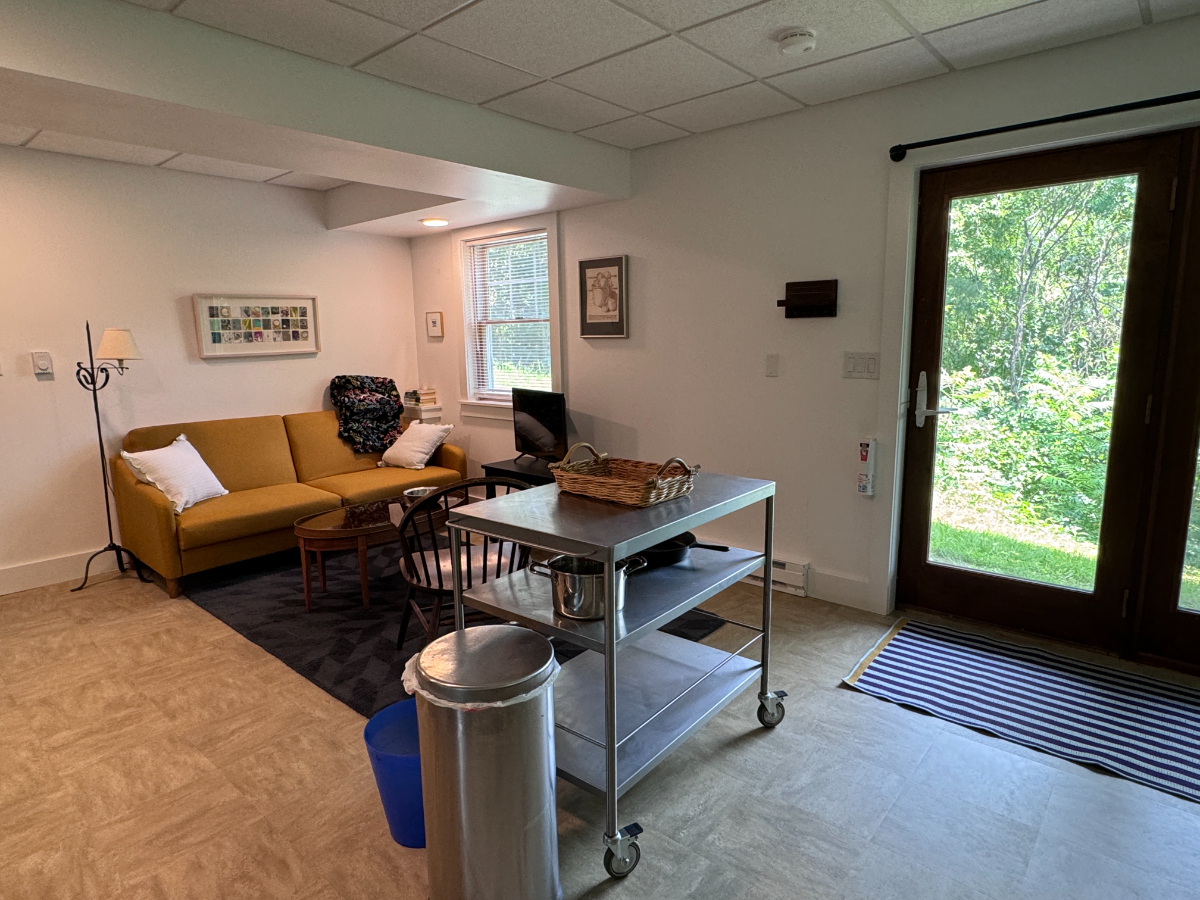 Private 1 bedroom apartment - Photo 4