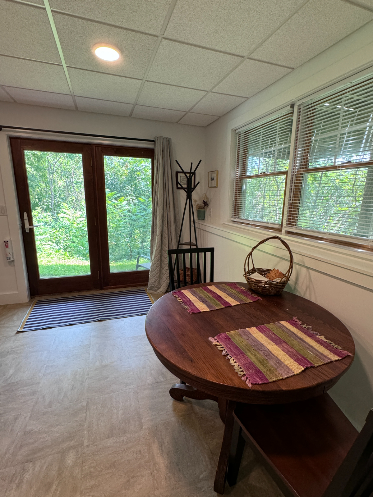 Private 1 bedroom apartment - Photo 6