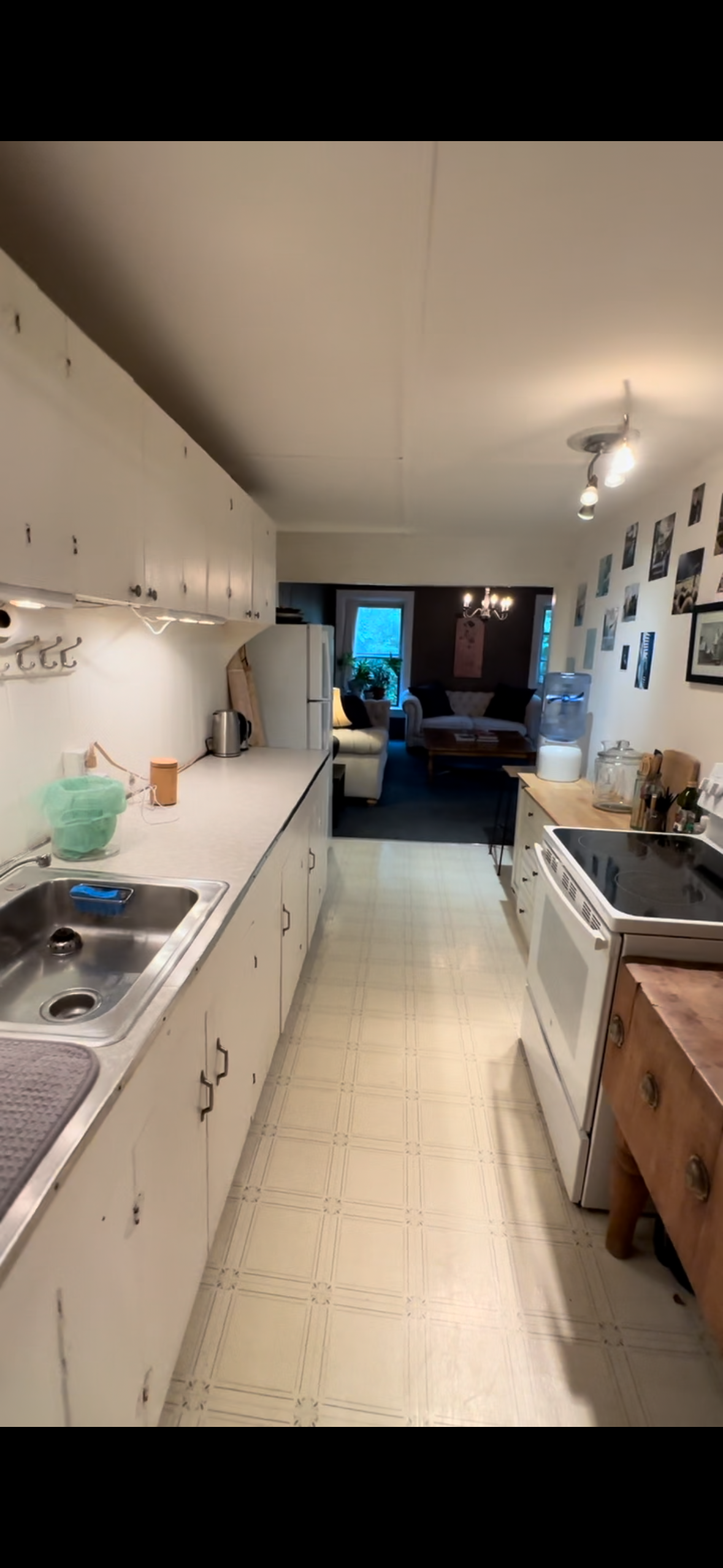 Spacious 1 Bedroom Apartment in Heart of Shelburne Village - Photo 9