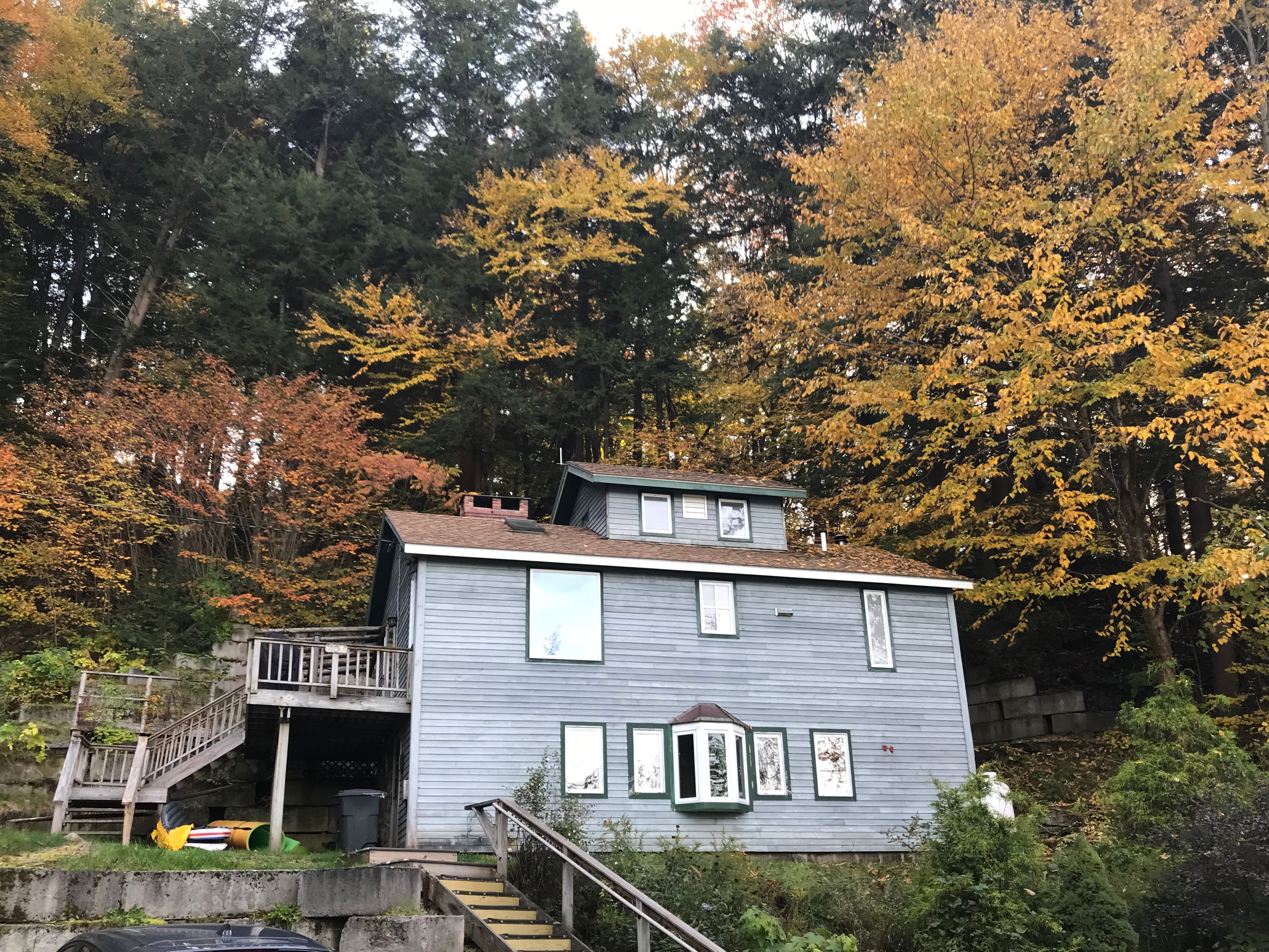Cozy Furnished Cottage With River View - Photo 3