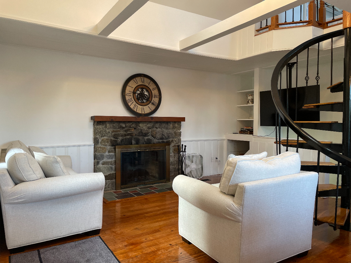 Cozy Furnished Cottage With River View - Photo 5
