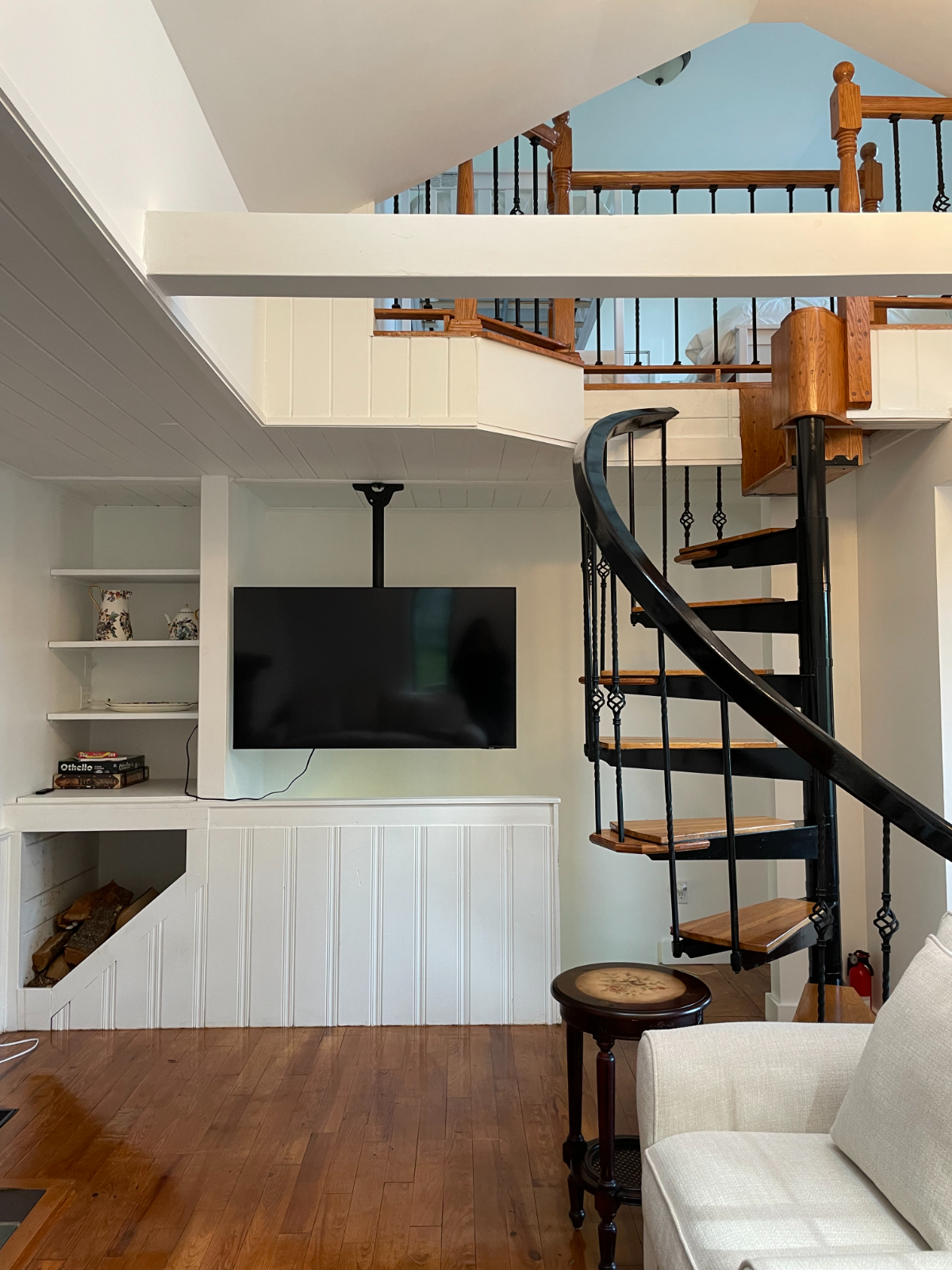 Cozy Furnished Cottage With River View - Photo 8