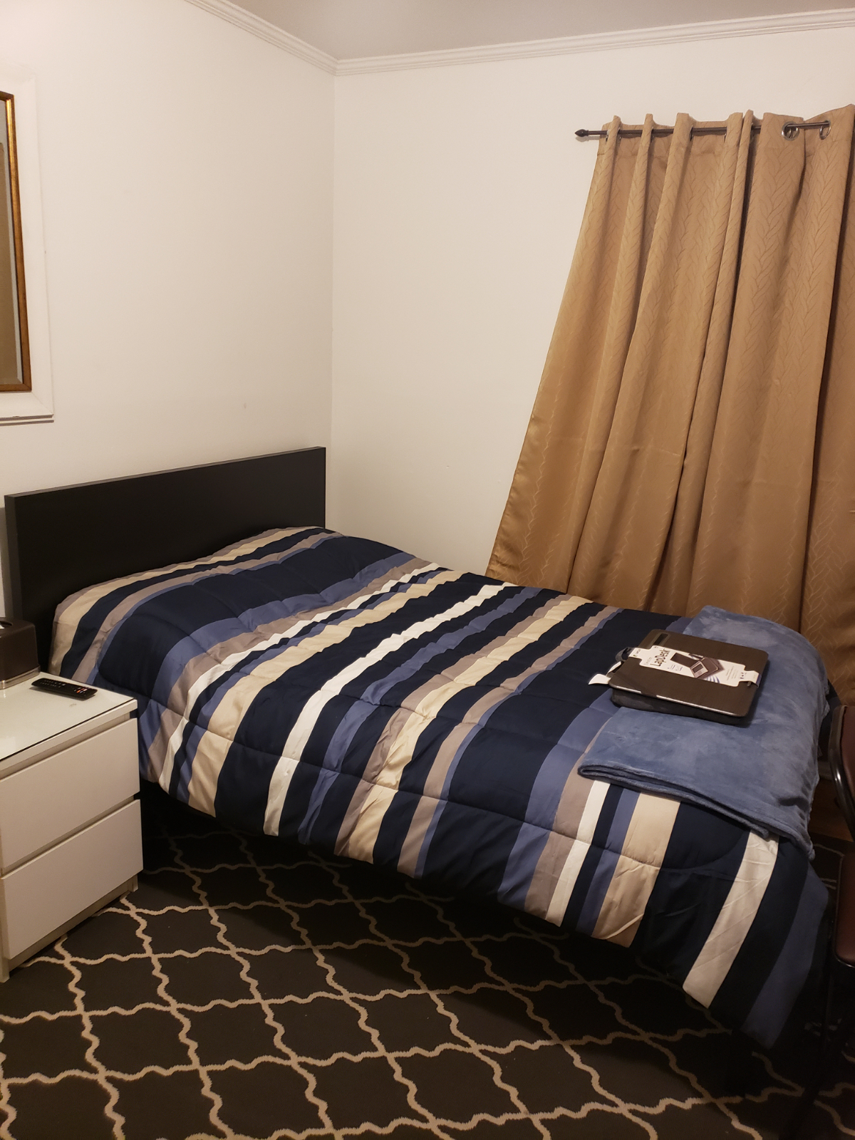 Cozy Rooms Near JFK Airport And LIRR Train - Photo 1