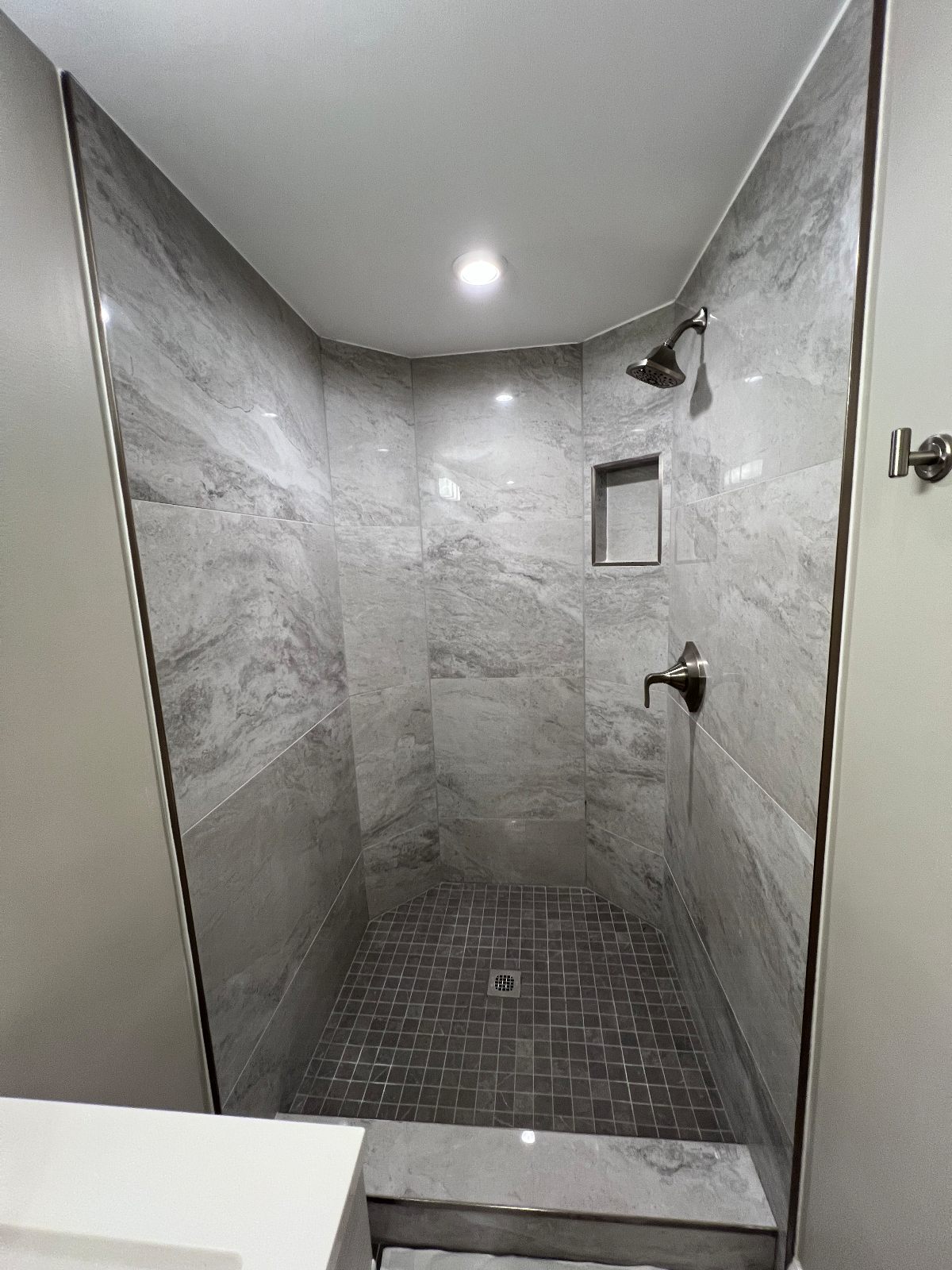 Garden Basement Apartment Near The Park at Walter Reed for Rent - Photo 6