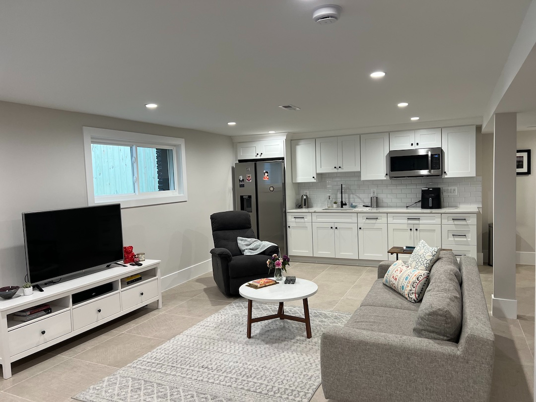Spacious two bedroom apartment in the heart of DC - Photo 2