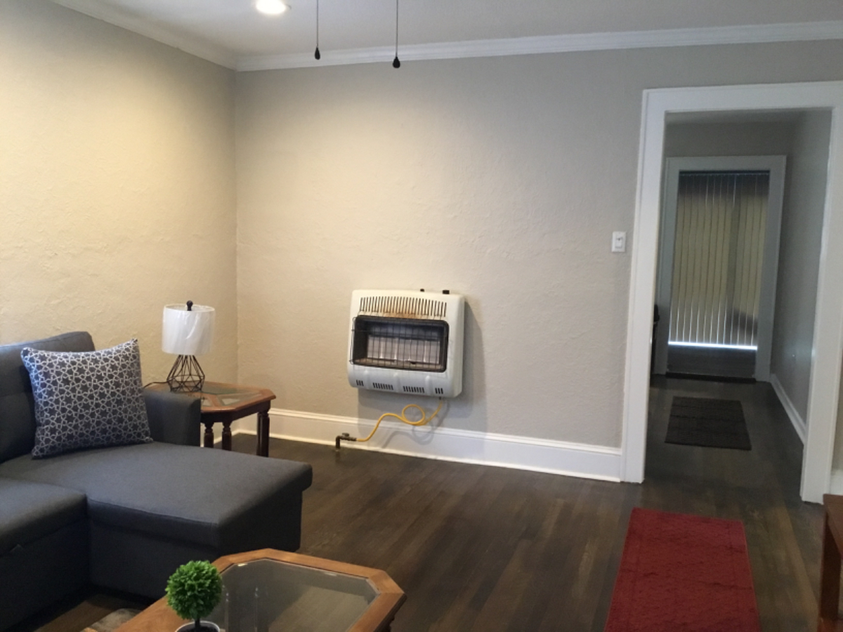 Cozy 2 bed Home - Photo 1