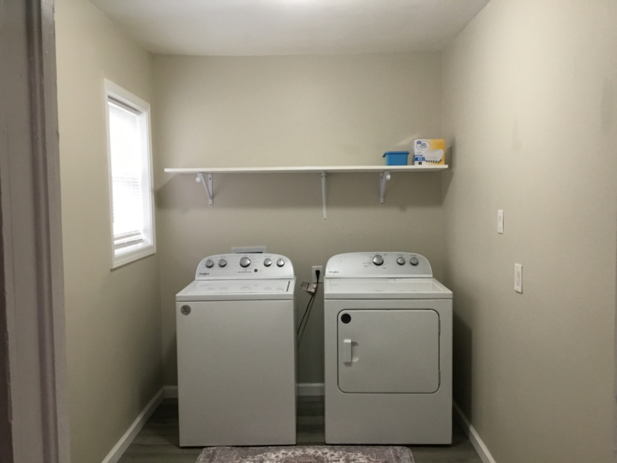 Cozy 2 bed Home - Photo 3