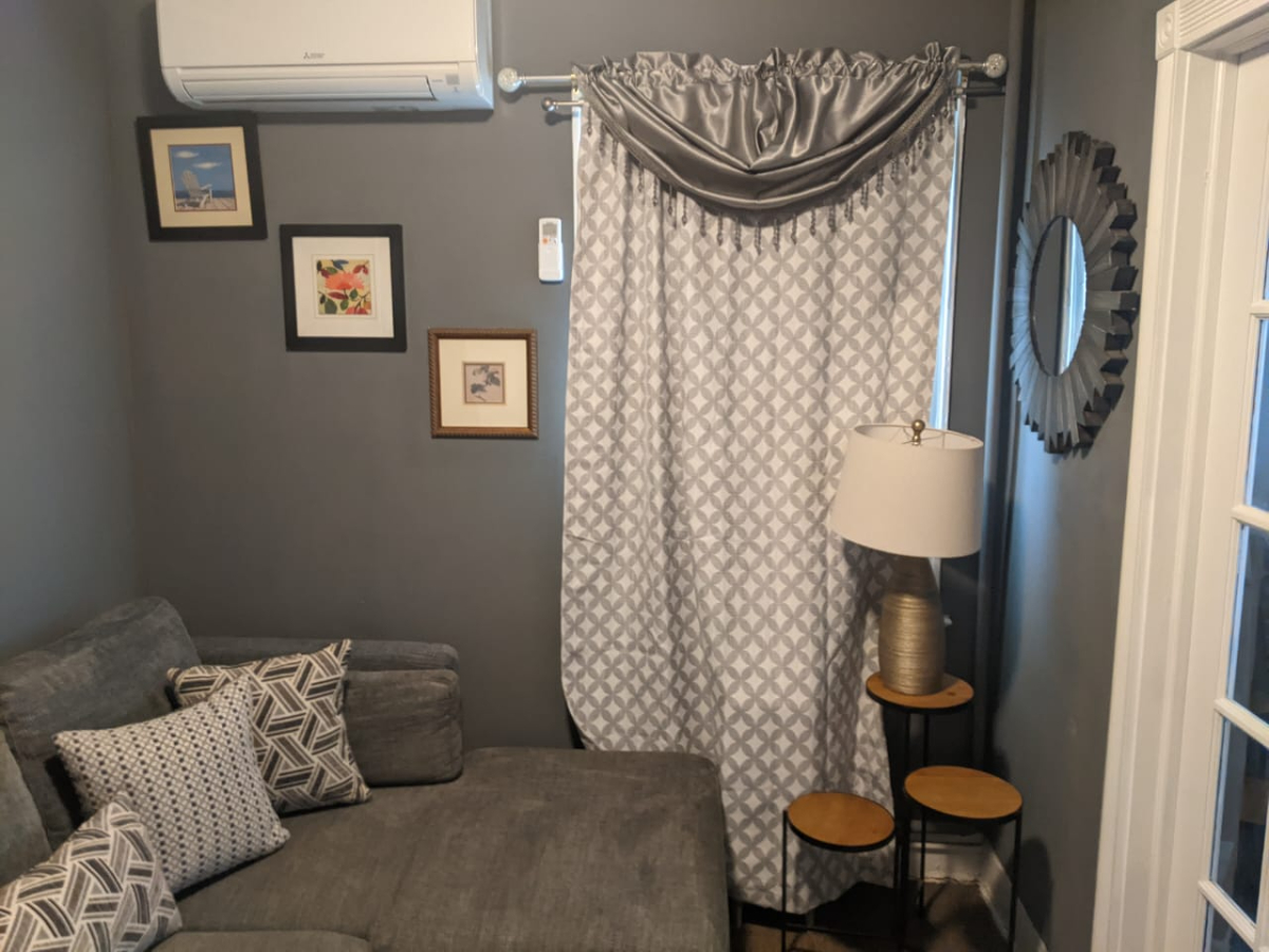 Cozy Home with Convient Location to Attractions in New York - Photo 11