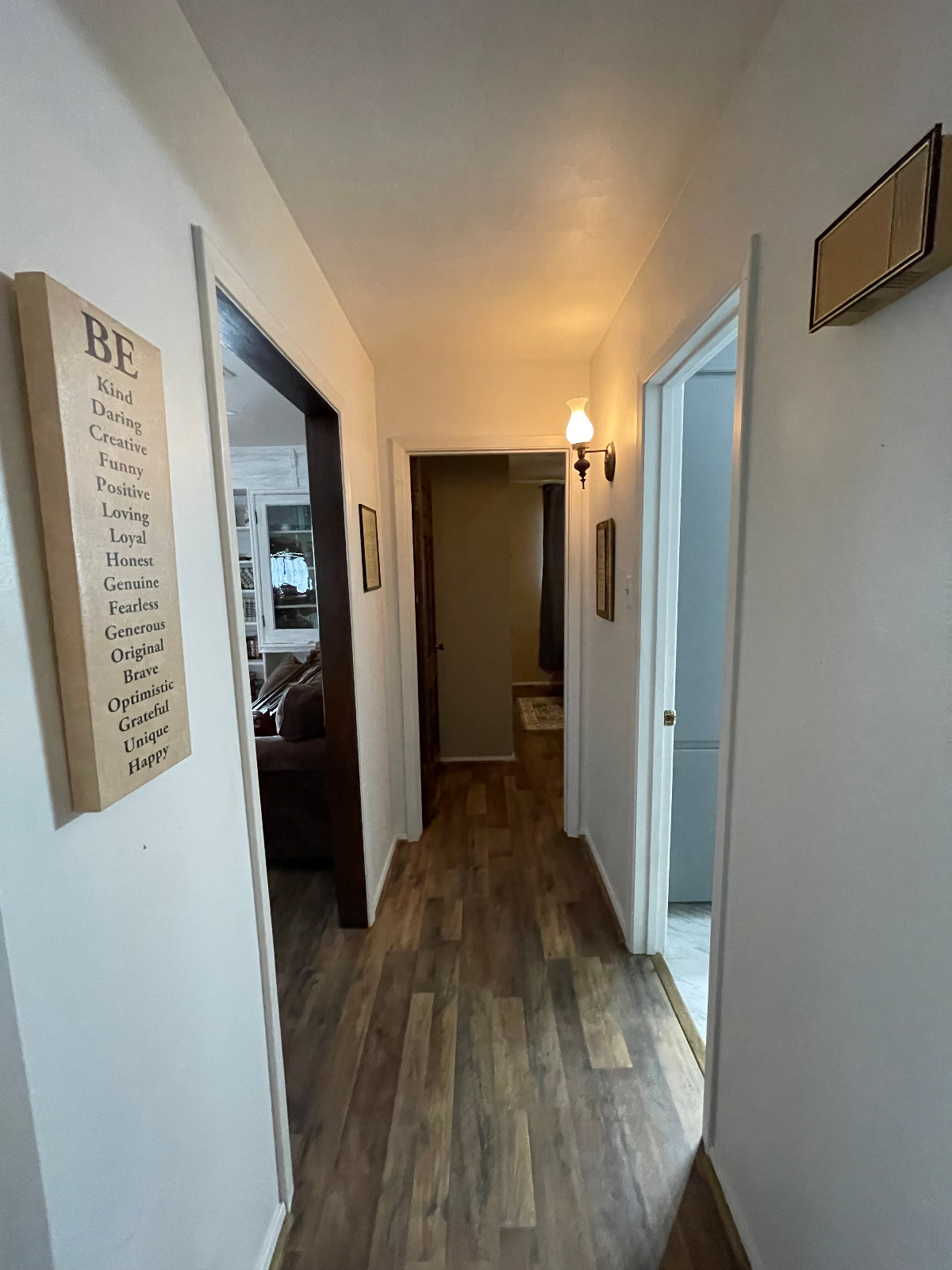 Nice 2 bed/1 bath Home, Close to HOSP. & BASE - Photo 4