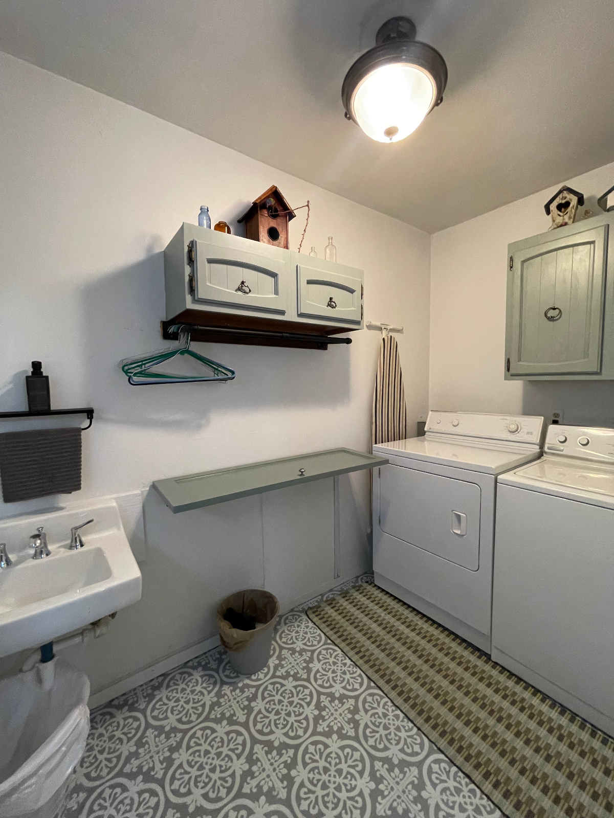 Nice 2 bed/1 bath Home, Close to HOSP. & BASE - Photo 10
