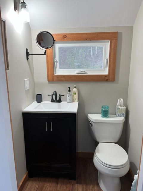Little Red Cabin - Photo 9