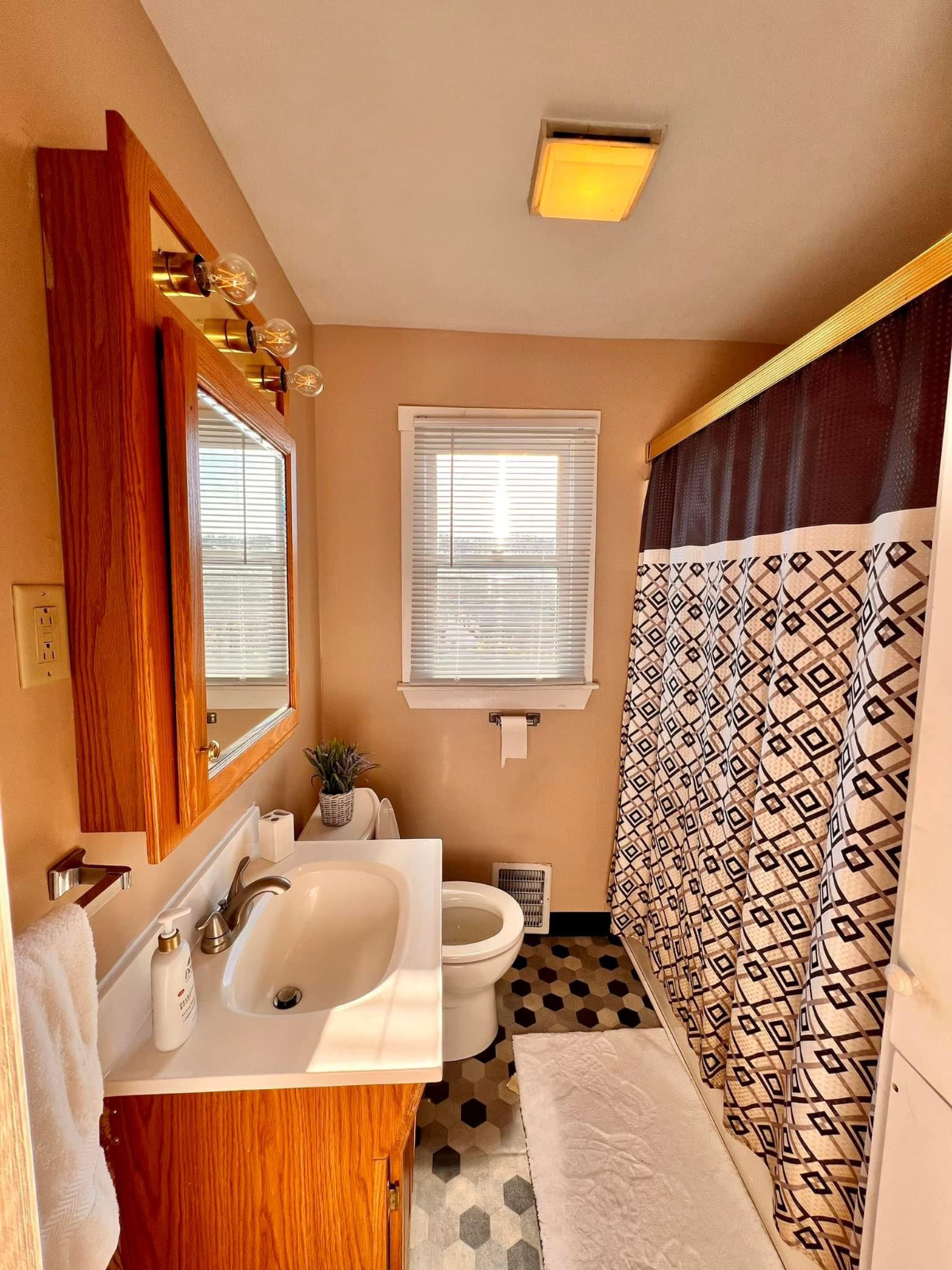 Side by Side Duplex - Photo 10