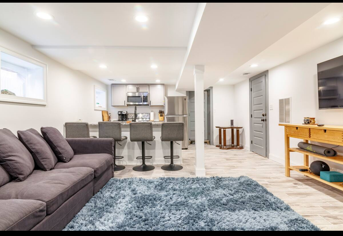 DC Life in Private Nook -- Basement apartment - Photo 1