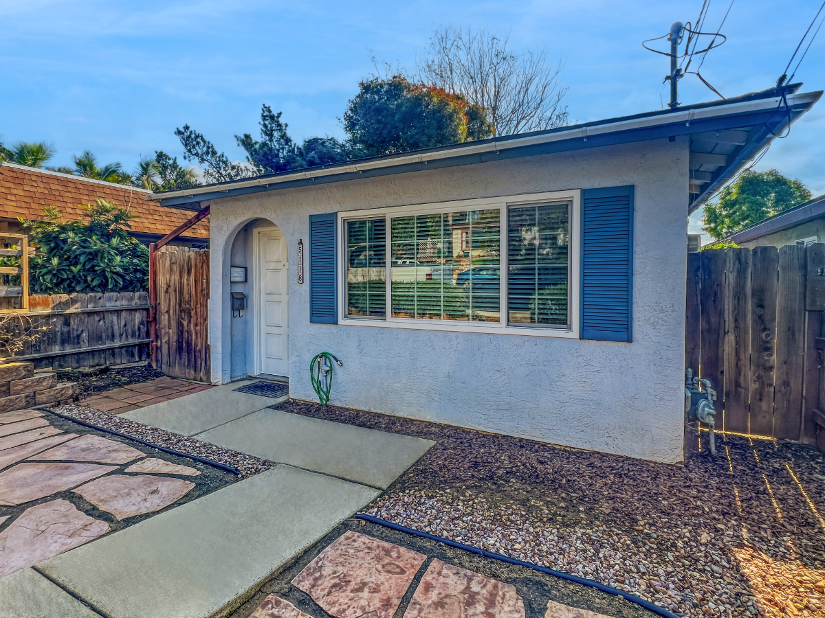 Single Family Home in Morena / Bay Park - Photo 2
