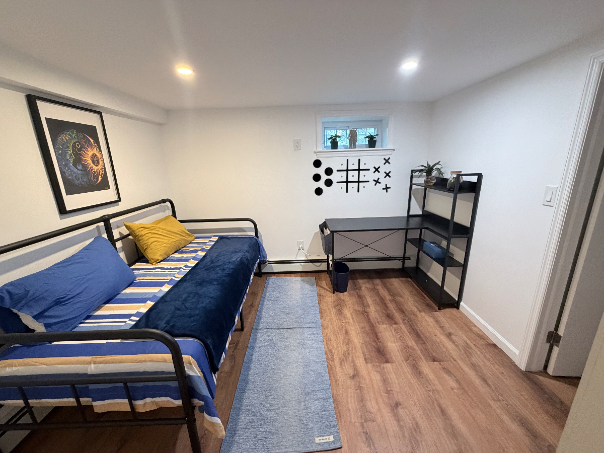 Spacious 2 Bedroom Apartment in Floral Park Village - Photo 5