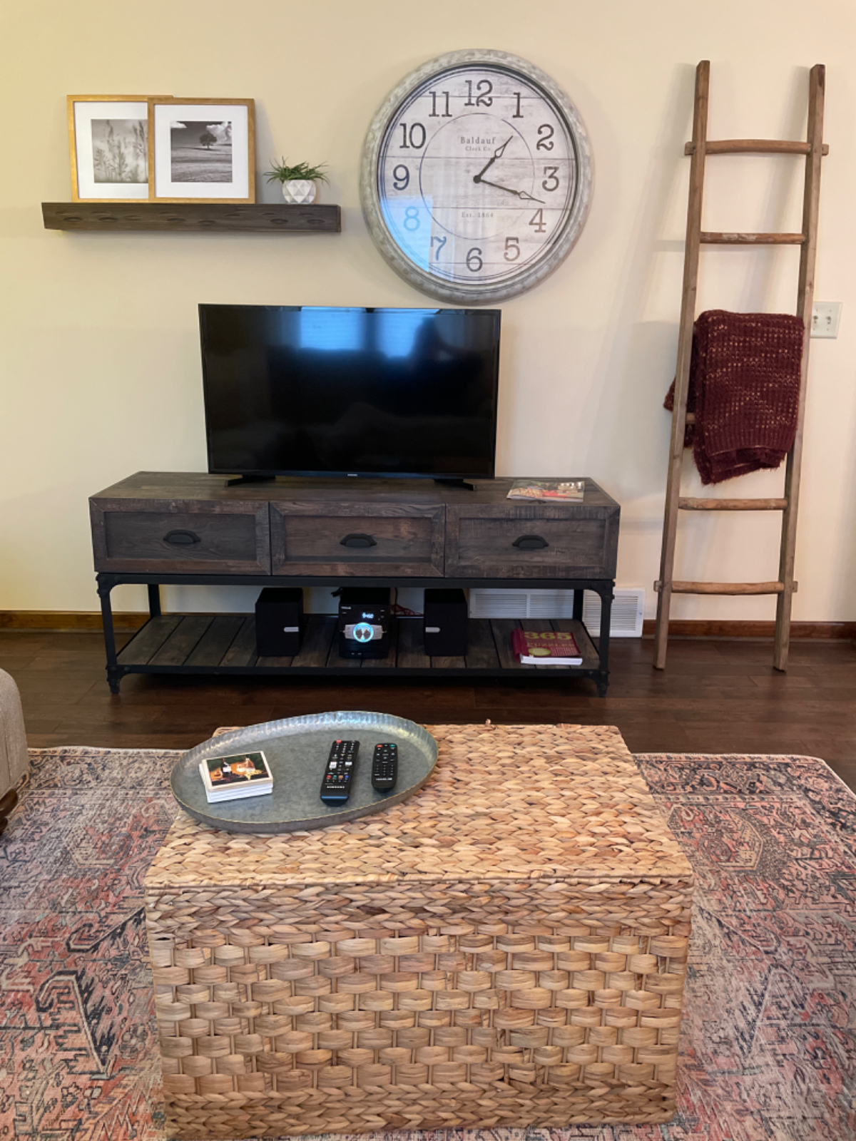 1BR/1BA with Off Street Parking, furnished & 15 Mins from Hospital - Photo 11