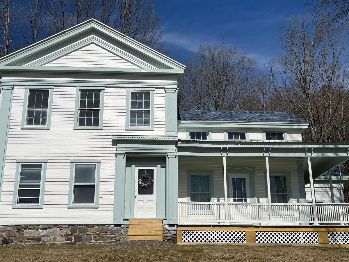 Plain & Fancy Farmhouse - Photo 2
