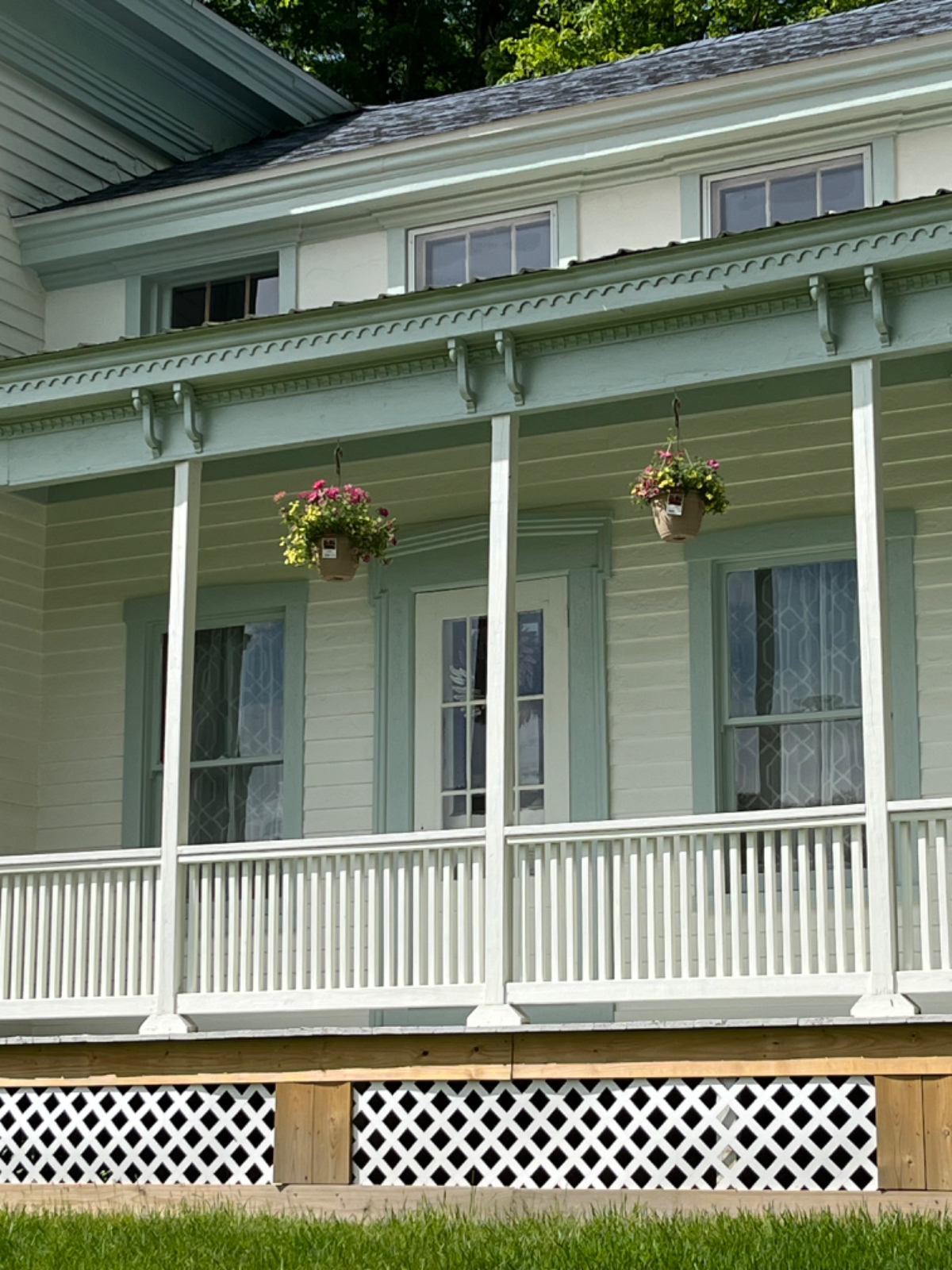 Plain & Fancy Farmhouse - Photo 7
