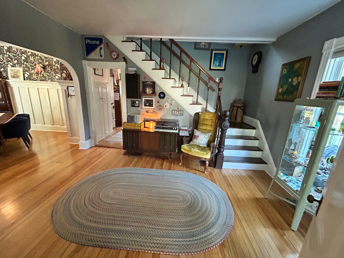 Cozy Single Bedroom Walking Distance From Downtown - Photo 10
