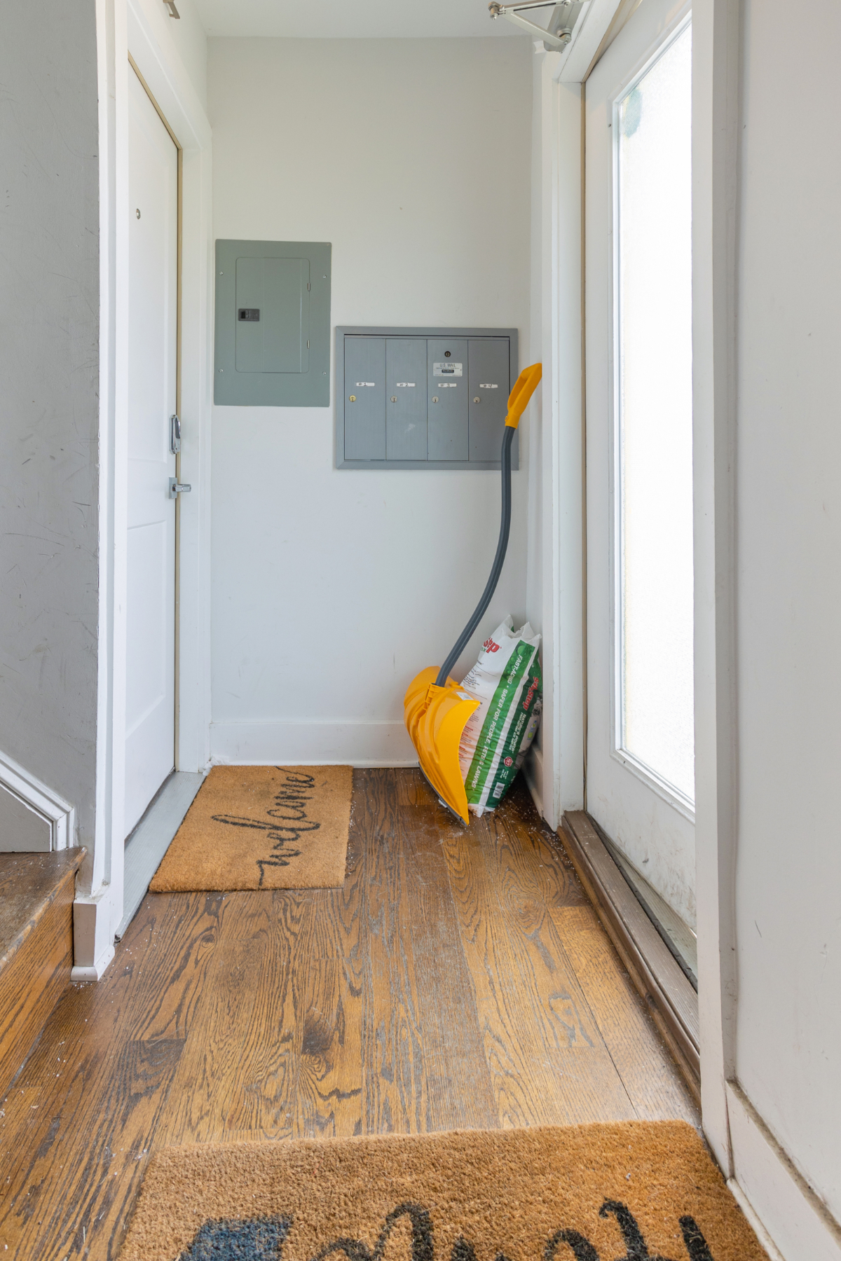 Modern Renovated Two Bedroom Near H-St Union Market with Parking - Photo 2
