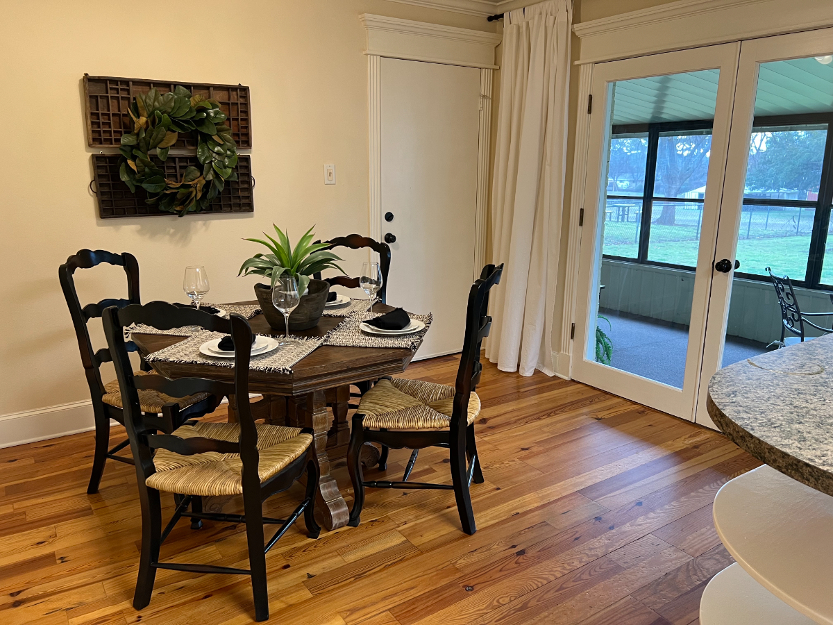 Close to DFW Airport, Sporting Venues, Shopping No.2 - Photo 2