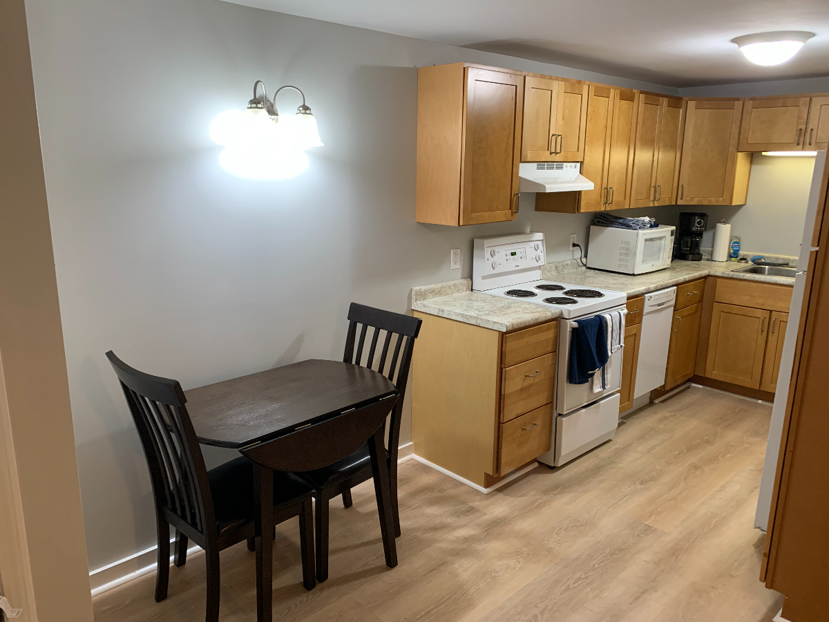 Furnished Clean Quiet 2 Bedroom 2nd Floor Unit 4