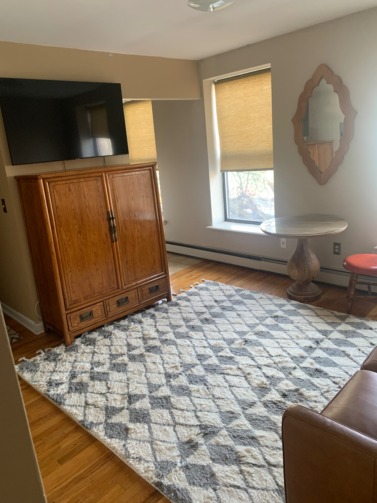 Comfy Duplex with Queens Size Bed on the 2nd Floor - Photo 3
