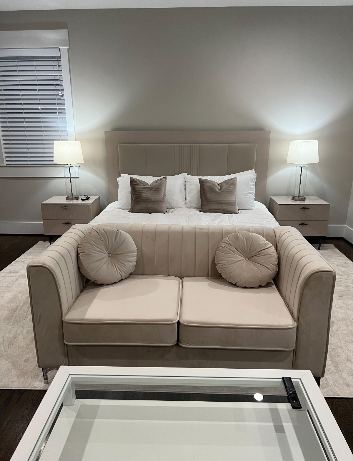 Luxurious Rental 3 Beds/3 Baths - Photo 4