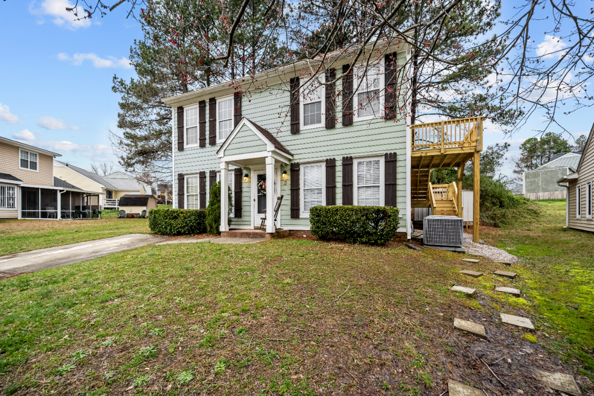 Welcome Home to a Beautiful Studio Located Near... - Photo 2